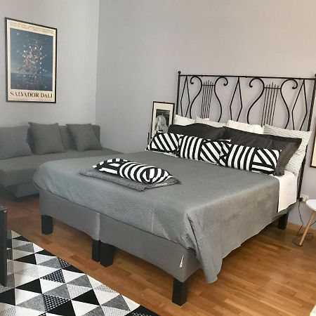 Milledieci B Turin Bagian luar foto